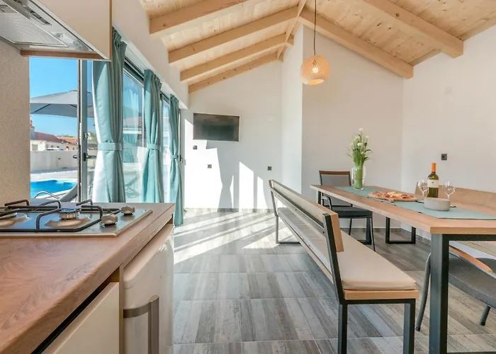 In Sveti Fiilip I Jakov Vakantiehuis Sveti Filip i Jakov